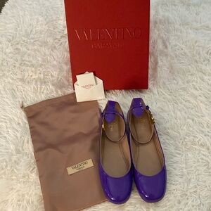 🔥NIB Valentino Tan-Go purple patent leather ballerinas VLogo buckle size 39